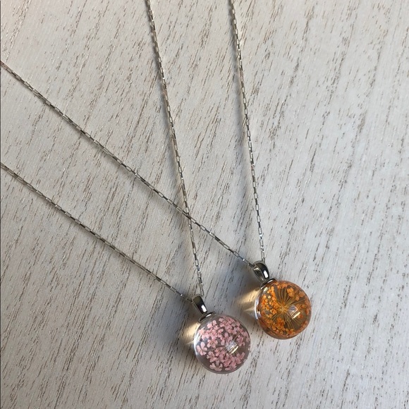 pink flower terrarium necklace - Picture 4 of 6